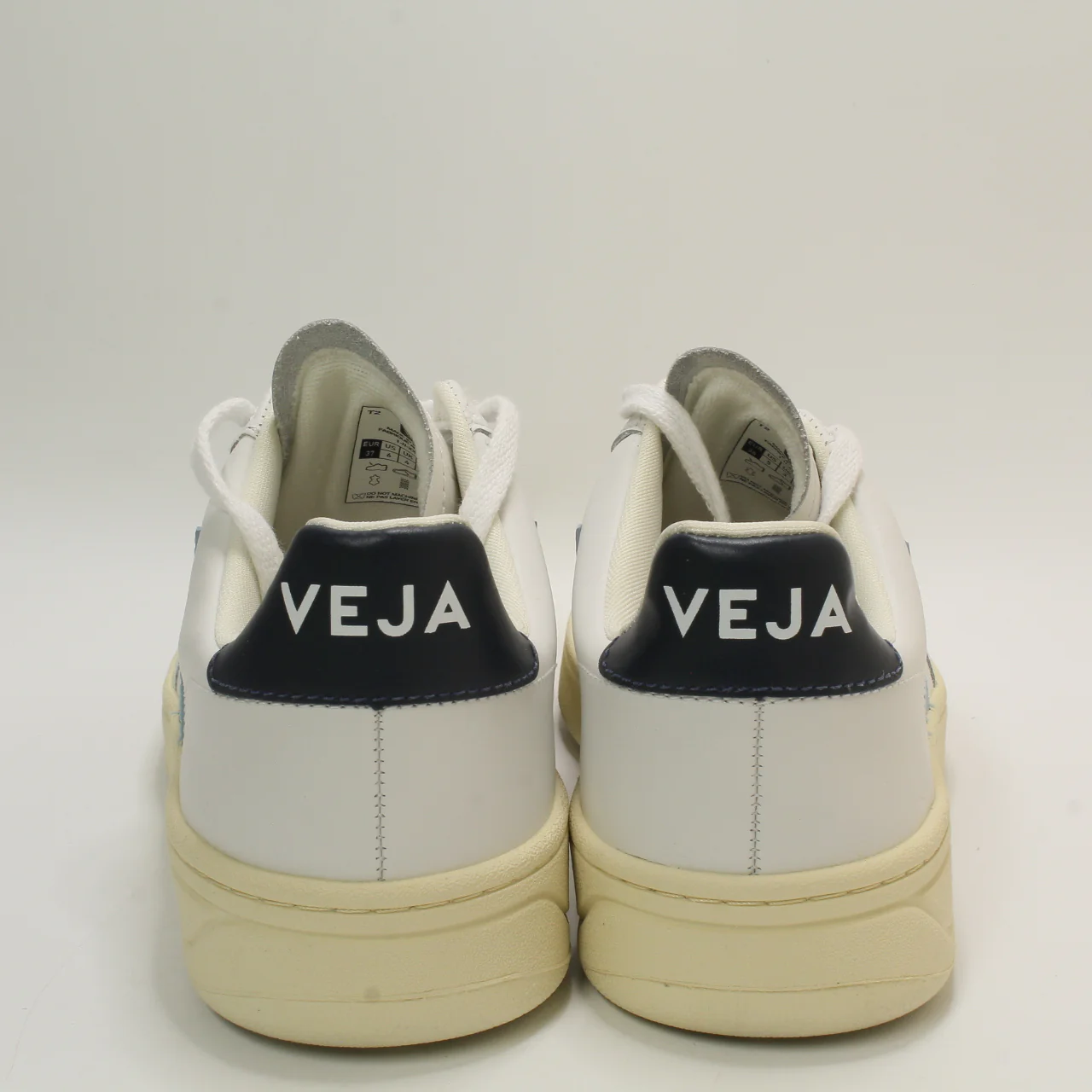 Odd Sizes -  Veja V12 Extra White Steel Nautico F - UK Sizes Right 3/Left 4 - Image 3