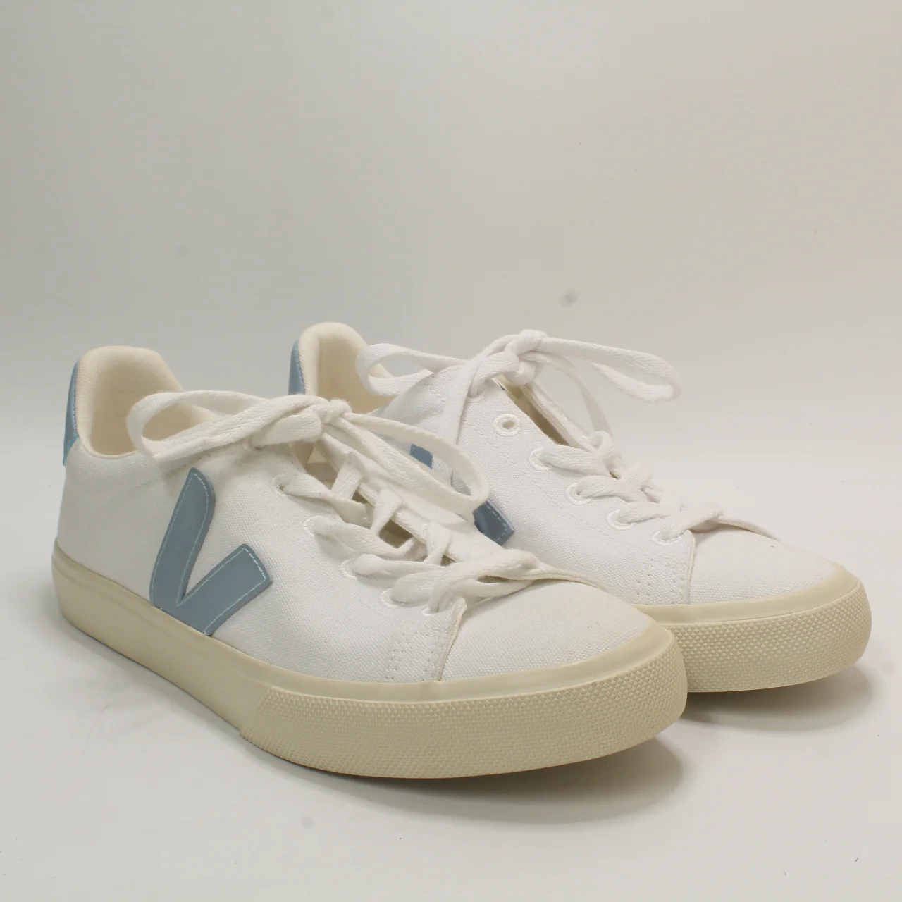 Odd sizes - Veja Campo White Steel F Uk Sizes Right 6/Left 5 - Image 4