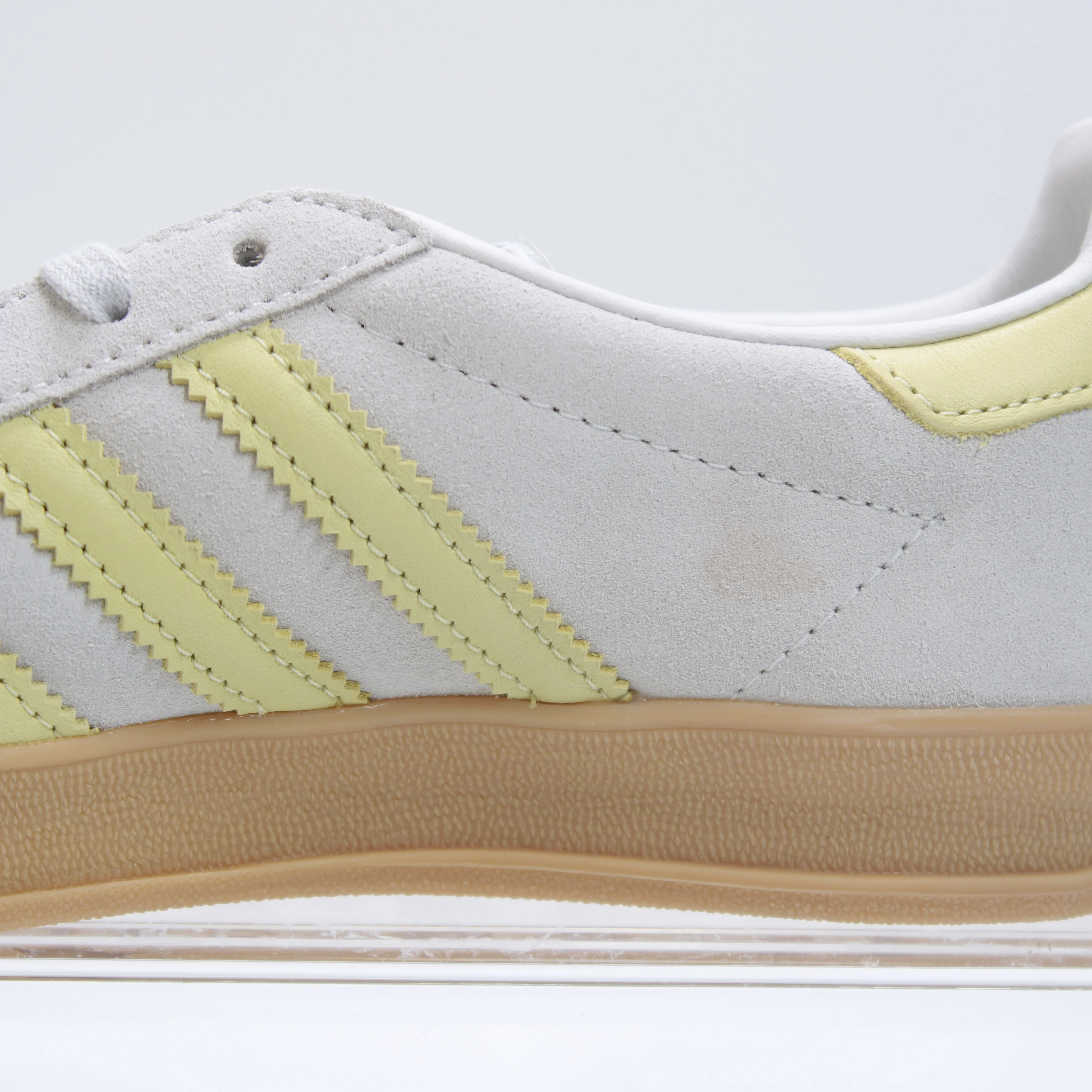 adidas Gazelle Indoor Trainers Grey One Power Yellow Gum - Image 5