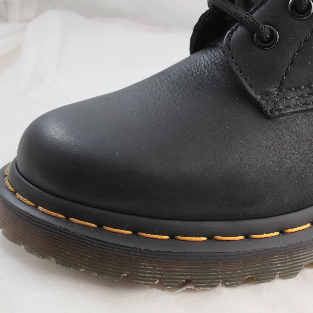 Womens Dr. Martens Serena 8 Eyelet Shearling Boot Black Leather - Image 3
