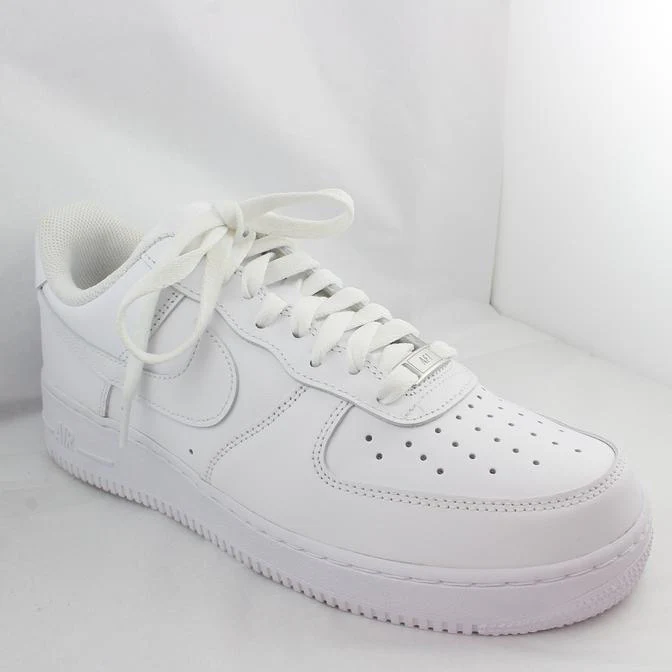 Nike Air Force 1 07 Trainers White - Image 4